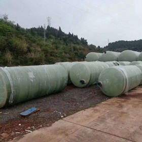 樂山玻璃鋼化糞池廠家 纏繞化糞池 環(huán)保型纏繞化糞池 耐腐蝕玻璃鋼化糞池 加筋玻璃鋼纏繞化糞池生產(chǎn)商 規(guī)格齊全