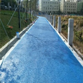 重慶市巴南區(qū)彩色透水混凝土生產(chǎn)廠家  彩色透水混凝土路面 壓花地坪材料生產(chǎn)廠家 透水混凝土粘接劑 生態(tài)透水砼  免費(fèi)設(shè)計(jì)施工方案 免費(fèi)做造價(jià)預(yù)算