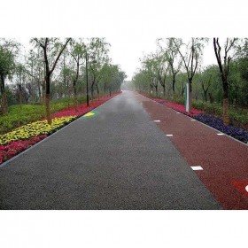 貴陽市遵義市彩色透水混凝土生產廠家【豪軒地坪材料廠家】  彩色透水混凝土路面 壓花地坪材料生產廠家 透水混凝土粘接劑  生態(tài)透水砼 【工地免費導施工】 免費設計施工方案 免費做造價預算