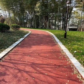 丹東市 盲道透水混凝土 生態(tài)透水混凝土 透水彩色路面 廠家免費指導