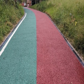 南華縣 天然透水地坪 混凝土道路透水 透水增強(qiáng)劑 材料廠家直銷